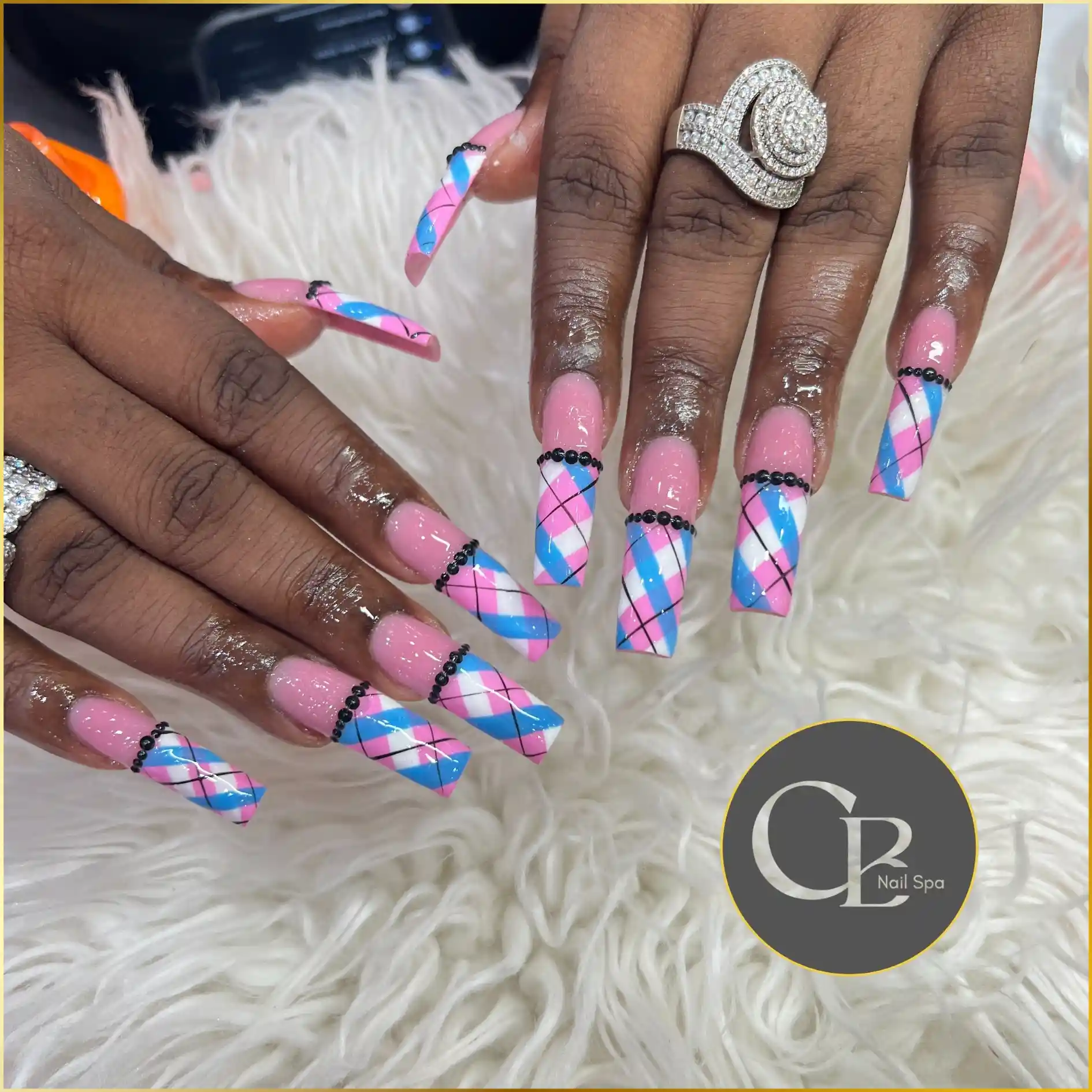 Argyle Plaid Square Nails nail design